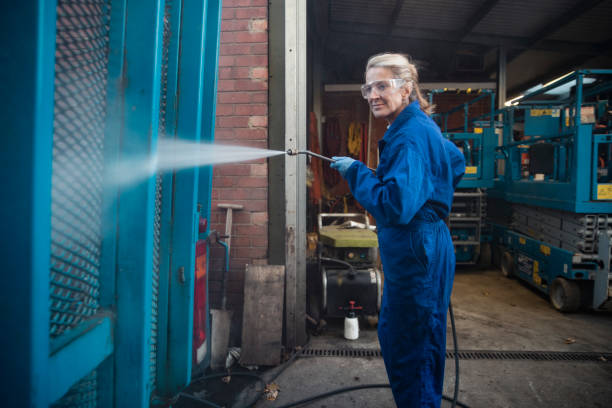 Best Commercial Building Pressure Washing  in Fruitville, FL
